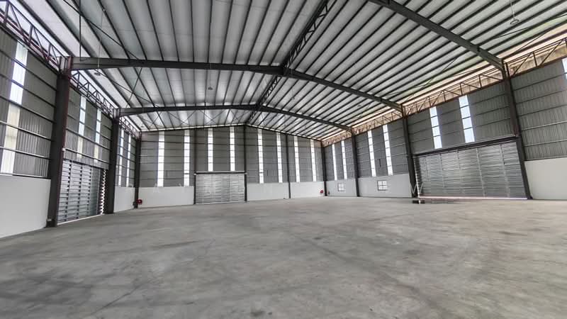Detached Factory for Rent in Rawang (Selangor) - Raymond Siew - Interior - PropertyGuru.com.my