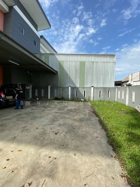 Detached Factory for Sale in Balakong (Selangor) - Benjamin Tan - Exterior - PropertyGuru.com.my