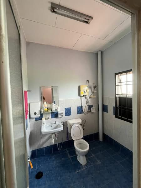 Rumah Teres 2 Tingkat untuk Dijual di Johor Bahru (Johor) - Jeff Ooi - Bathroom - PropertyGuru.com.my