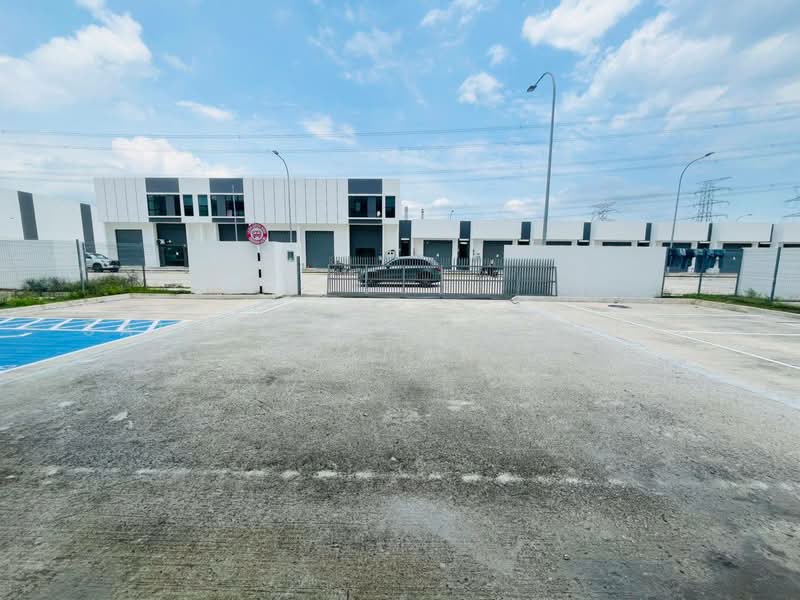 Semi-D Factory for Rent in Banting (Banting) - Saiful Bahri Abdul Manan - Exterior - PropertyGuru.com.my