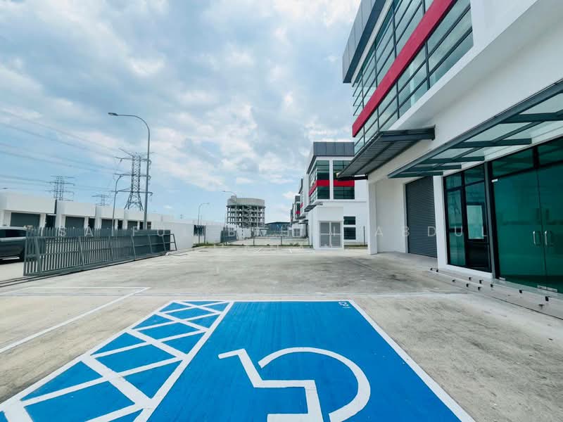 Semi-D Factory for Rent in Banting (Banting) - Saiful Bahri Abdul Manan - Exterior - PropertyGuru.com.my