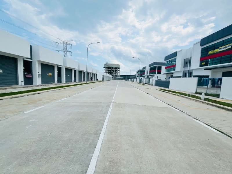 Semi-D Factory for Rent in Banting (Banting) - Saiful Bahri Abdul Manan - Exterior - PropertyGuru.com.my