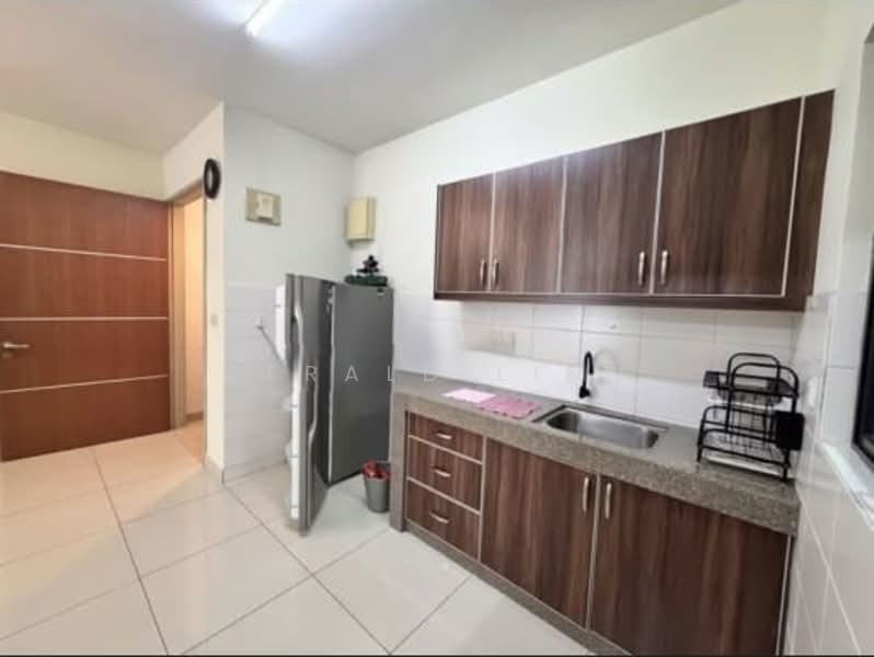 Kondominium untuk Dijual di The Z Residence - Gerald Liew - Kitchen - PropertyGuru.com.my