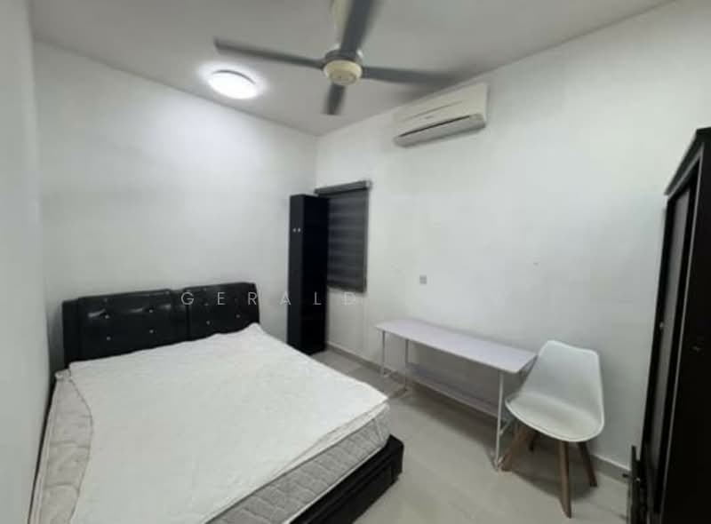 Kondominium untuk Dijual di The Z Residence - Gerald Liew - Bedroom - PropertyGuru.com.my