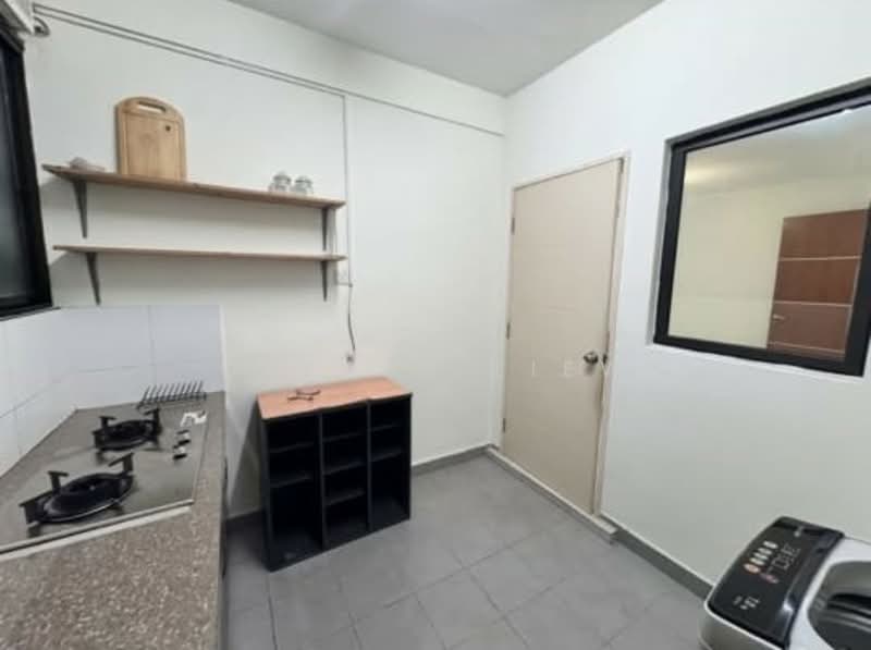 Kondominium untuk Dijual di The Z Residence - Gerald Liew - Kitchen - PropertyGuru.com.my