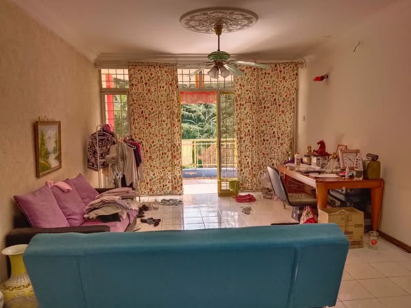 Kondominium untuk Dijual di Venice Hill - Mike Kheoh - Living Room - PropertyGuru.com.my