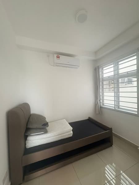 Service Residence for Rent at D'Putra Suites - Yit Sin - Bedroom - PropertyGuru.com.my