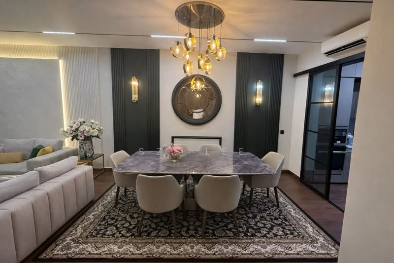 Rumah Teres 2 Tingkat untuk Dijual di Setia Tropika (Johor Bahru) - Sze Lee - Living Room - PropertyGuru.com.my