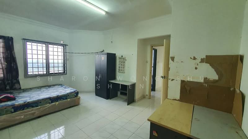 Apartment for Sale at Seri Mutiara Apartment - Sharon Wong Shu Shien - Bedroom - PropertyGuru.com.my