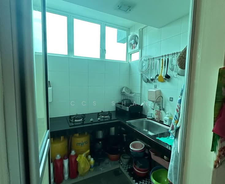 Condominium for Sale at First Residence (Residensi Unggul) - CCS Shan - Kitchen - PropertyGuru.com.my