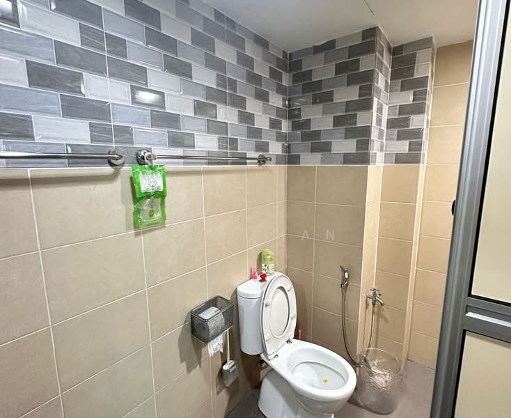 Condominium for Sale at First Residence (Residensi Unggul) - CCS Shan - Bathroom - PropertyGuru.com.my