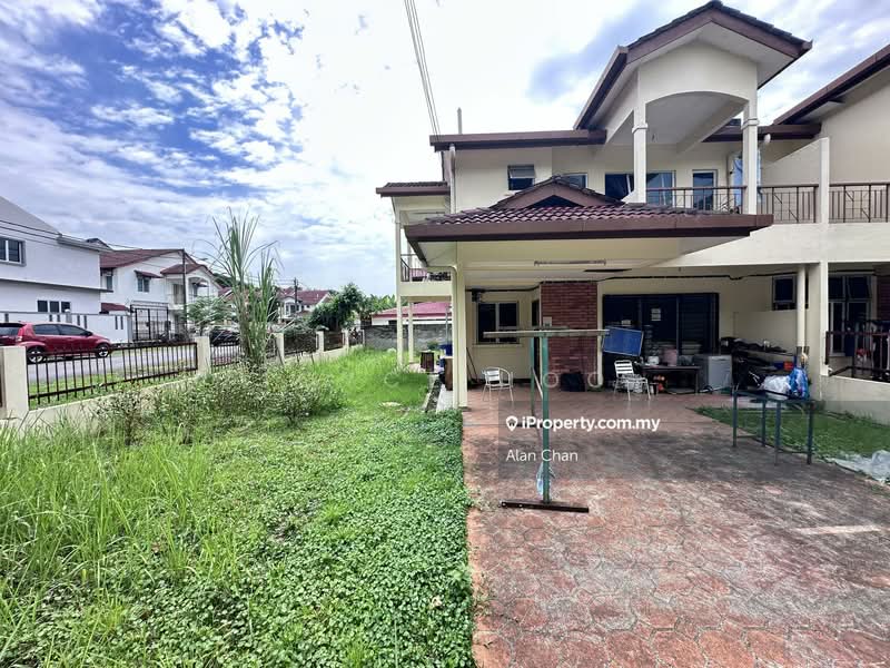 2-storey Terraced House for Sale in TAMAN PUCHONG UTAMA (Puchong) - Joyce Hoo - Exterior - PropertyGuru.com.my