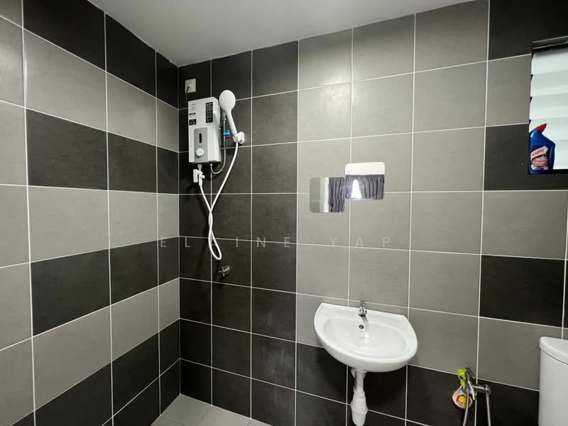Service Residence for Rent at Residensi Mutiara Kajang 2 - Elaine Yap - Bathroom - PropertyGuru.com.my