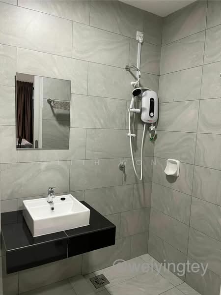 Servis Apartment untuk Disewa di Sky Trees - Keith Wong - Bathroom - PropertyGuru.com.my
