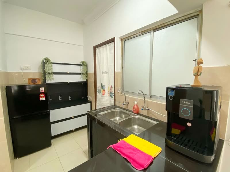Condominium for Rent at Beverly 2 - Lee Wei Leong - Kitchen - PropertyGuru.com.my