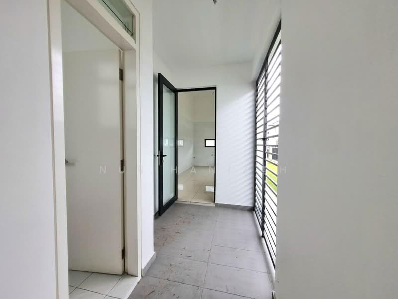 Bungalow for Sale in Eco Grandeur (Puncak Alam) - Nur Hanizah - PropertyGuru.com.my
