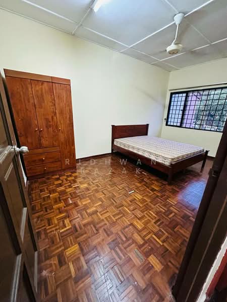 Rumah Teres 2 Tingkat untuk Dijual di Taman Sri Buloh (Sungai Buloh) - Ridhwan Razak - Bedroom - PropertyGuru.com.my