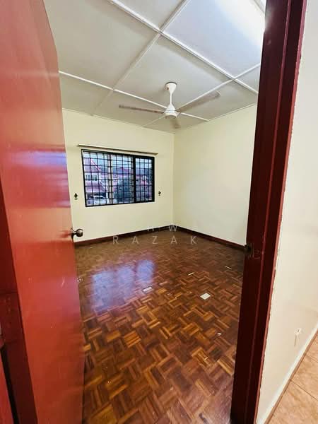 Rumah Teres 2 Tingkat untuk Dijual di Taman Sri Buloh (Sungai Buloh) - Ridhwan Razak - Interior - PropertyGuru.com.my