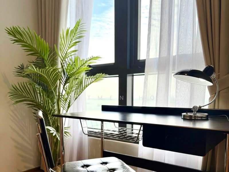 Servis Apartment untuk Disewa di Marriott Residence @ Gurney - Ertmen Ho - Study - PropertyGuru.com.my