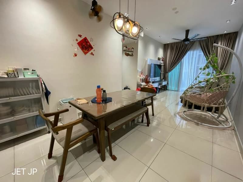 Service Residence for Sale at Gaya Resort Homes - Joanne Pua - Dining Room - PropertyGuru.com.my
