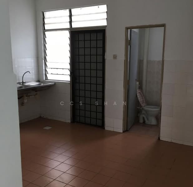 Rumah Teres 2 Tingkat untuk Dijual di Saujana Damansara (Damansara Damai) - CCS Shan - Kitchen - PropertyGuru.com.my