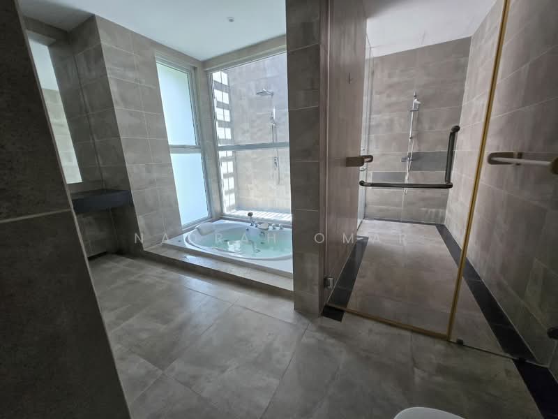 Semi-Detached House for Sale in Bandar Damansara Perdana (Damansara Perdana) - Nadrah Omar - Bathroom - PropertyGuru.com.my