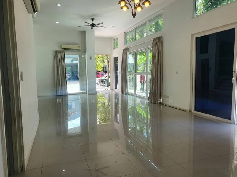 Semi-Detached House for Sale in Bandar Damansara Perdana (Damansara Perdana) - Nadrah Omar - Living Room - PropertyGuru.com.my
