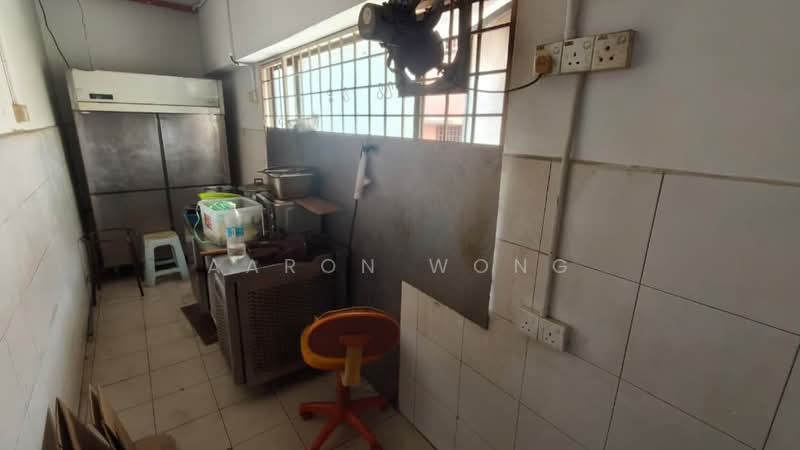 Commercial Bungalow for Rent in Jalan Klang Lama (Old Klang Road) (Kuala Lumpur) - Aaron Wong - Kitchen - PropertyGuru.com.my