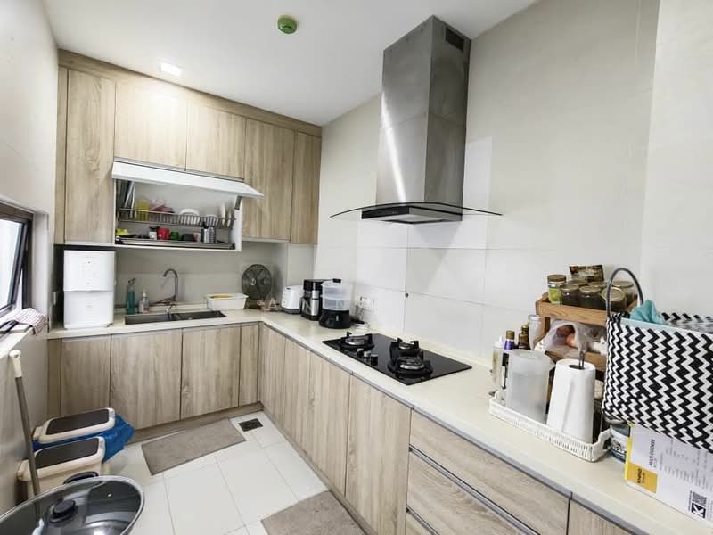 3-storey Terraced House for Rent in Cyberjaya (Selangor) - Joanne Tei - Kitchen - PropertyGuru.com.my