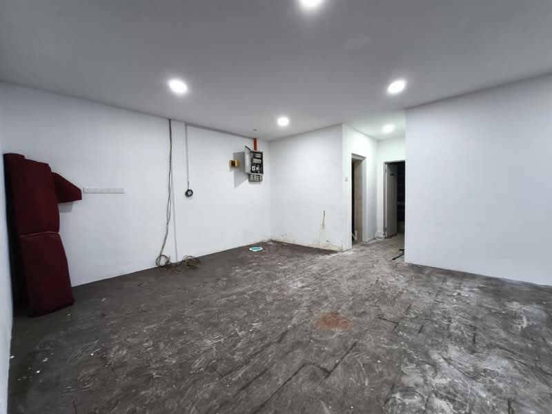 Shop / Office for Rent in Taman Sutera Utama (Skudai) - Keith Wong - Interior - PropertyGuru.com.my