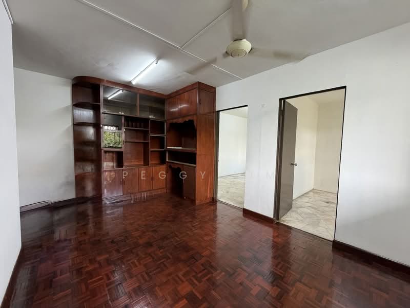 Flat for Sale at Flat PKNS Section 17 Shah Alam - Peggy Lim - Living Room - PropertyGuru.com.my