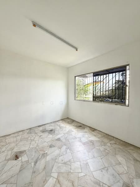 Flat for Sale at Flat PKNS Section 17 Shah Alam - Peggy Lim - Interior - PropertyGuru.com.my
