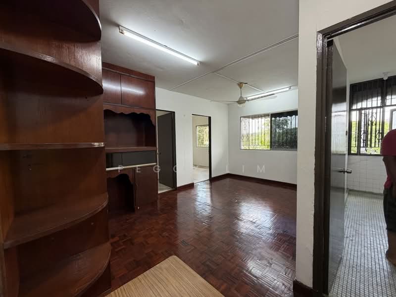 Flat for Sale at Flat PKNS Section 17 Shah Alam - Peggy Lim - PropertyGuru.com.my