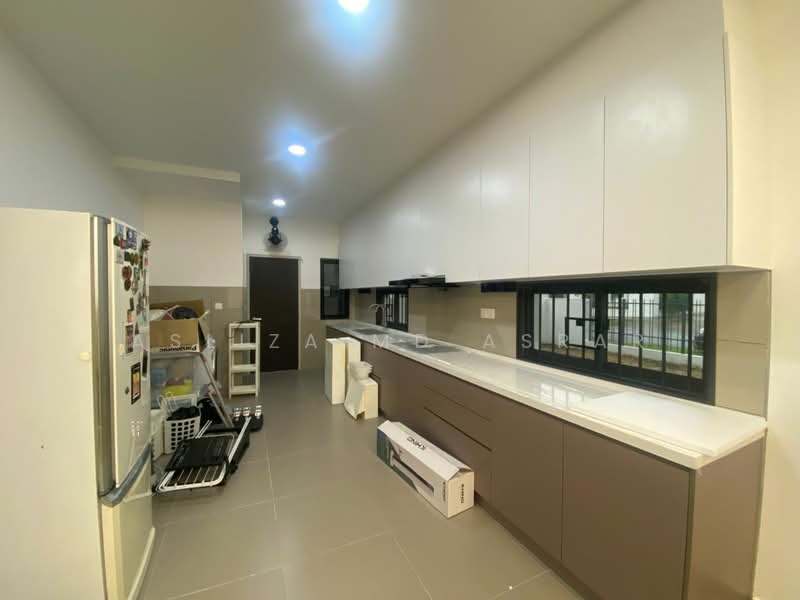 2-storey Terraced House for Rent in Elmina (Shah Alam) - Asliza Md Asrar - Kitchen - PropertyGuru.com.my