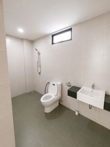 Condominium for Sale at SeventyNine Residence (79 Residence) - Jeffrey Lim - Bathroom - PropertyGuru.com.my