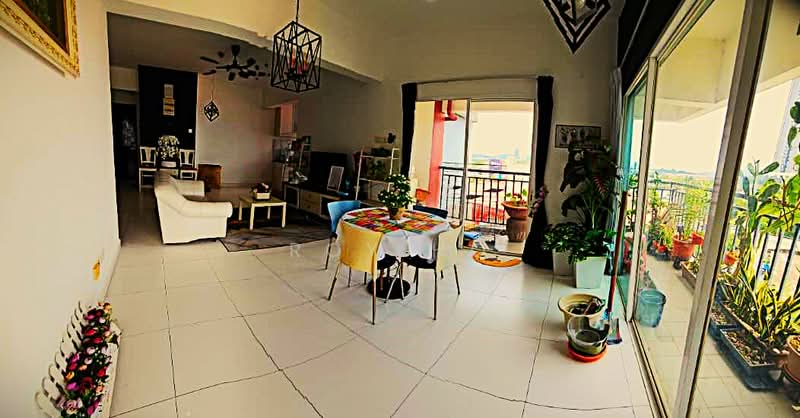 Kondominium untuk Dijual di Casa Tropika - Roy Ho - Living Room - PropertyGuru.com.my