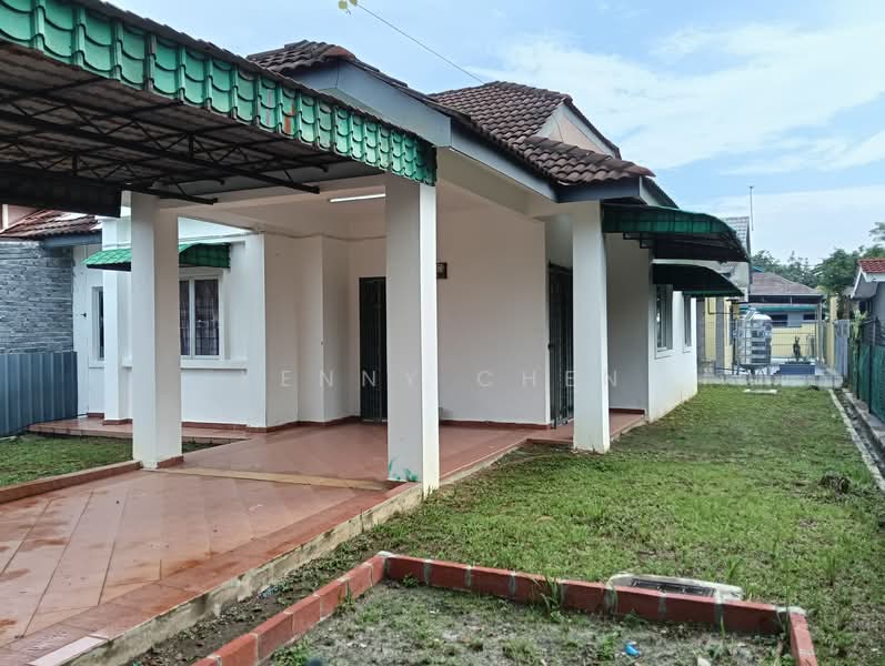 Semi-Detached House for Sale in Pantai Sepang Putra (Sepang) - Kenny Chen - PropertyGuru.com.my