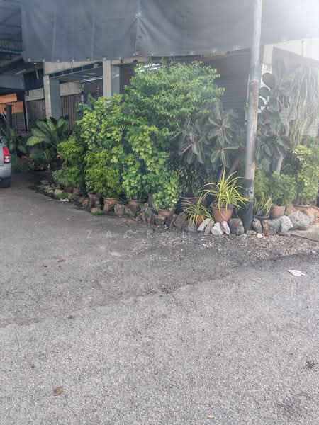 Kedai / Pejabat untuk Dijual di Taman Kerapu (Butterworth) - Zack Lee - Exterior - PropertyGuru.com.my