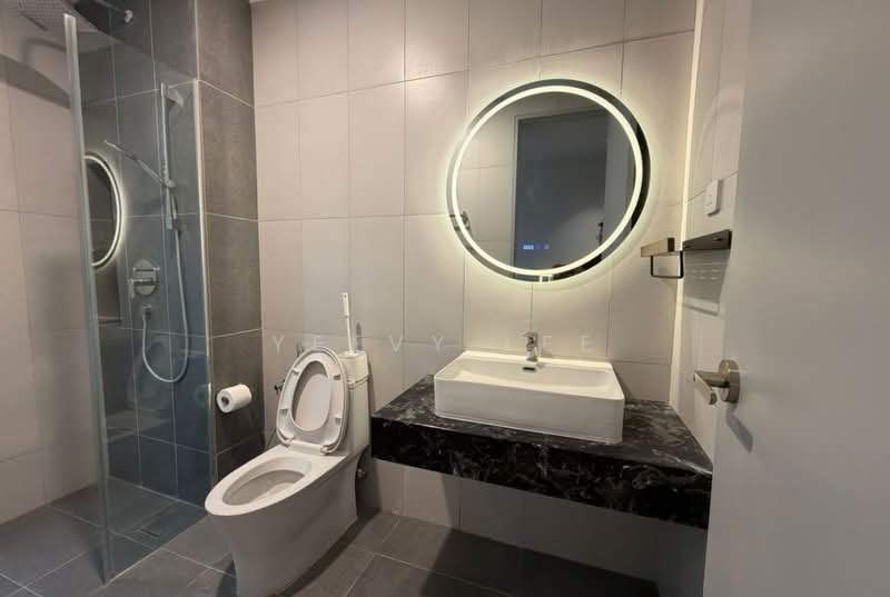 Servis Apartment untuk Disewa di Ruby Seapark - Yeevy Lee - Bathroom - PropertyGuru.com.my