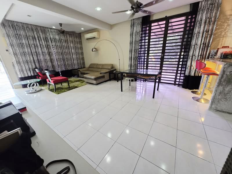 2-storey Terraced House for Sale in Ayer Itam (Penang) - Nadrah Omar - Living Room - PropertyGuru.com.my