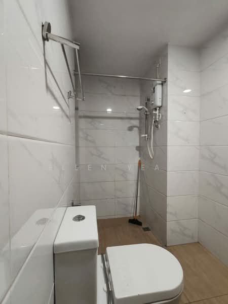 Service Residence for Rent at Country Garden Central Park - Ellen Yeap - Bathroom - PropertyGuru.com.my