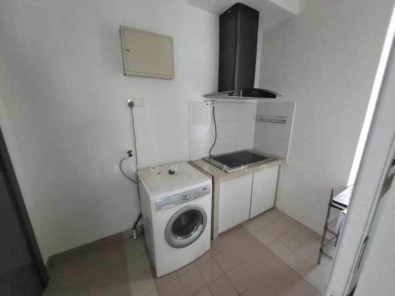 Kondominium untuk Disewa di BayStar Condominium - Evon Kang - Kitchen - PropertyGuru.com.my