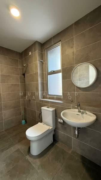 Rumah Teres 2 Tingkat untuk Disewa di Bandar Rimbayu (Telok Panglima Garang) - Muhammad Taufeeq - Bathroom - PropertyGuru.com.my