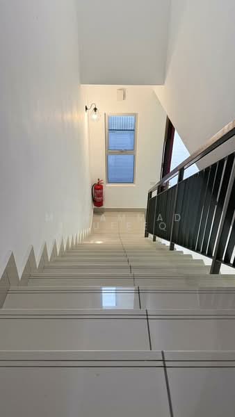 Rumah Teres 2 Tingkat untuk Disewa di Bandar Rimbayu (Telok Panglima Garang) - Muhammad Taufeeq - Corridor - PropertyGuru.com.my