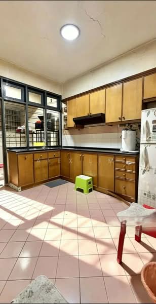 2-storey Terraced House for Sale in Taman Desa Cemerlang (Ulu Tiram) - Alex Lim - Kitchen - PropertyGuru.com.my