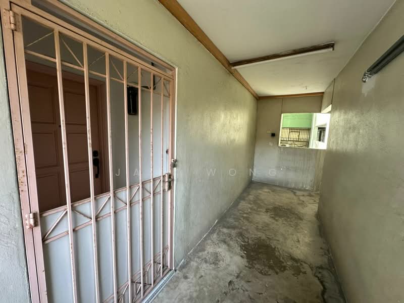 Pangsapuri untuk Dijual di Winner Court B - Jack Wong - Entrance - PropertyGuru.com.my