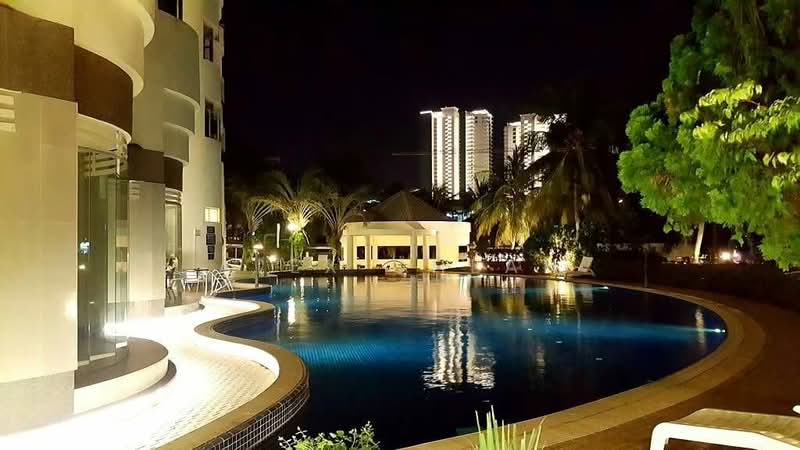 Kondominium untuk Dijual di Leisure Bay Condominium - Alex Cheah - Exterior - PropertyGuru.com.my