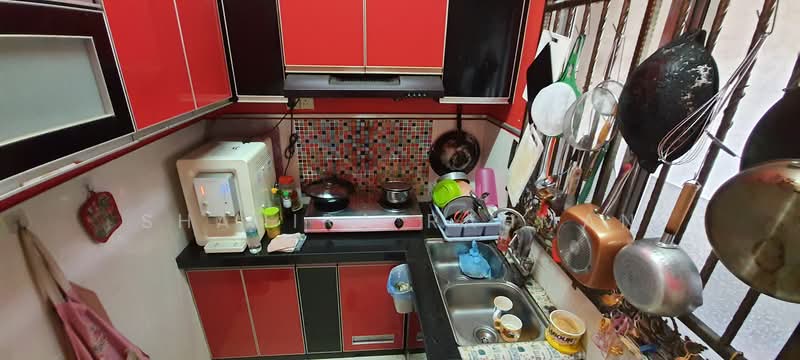 Rumah Teres 1-Tingkat untuk Dijual di Perumahan Permatang Badak Perdana (Kuantan) - Shahira Rahman - Kitchen - PropertyGuru.com.my