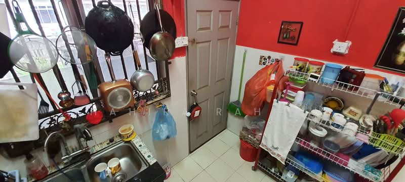 Rumah Teres 1-Tingkat untuk Dijual di Perumahan Permatang Badak Perdana (Kuantan) - Shahira Rahman - Kitchen - PropertyGuru.com.my