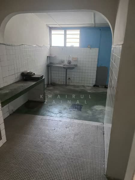 1-storey Terraced House for Sale in SS5 (Petaling Jaya) - Khairul Zainal - Kitchen - PropertyGuru.com.my